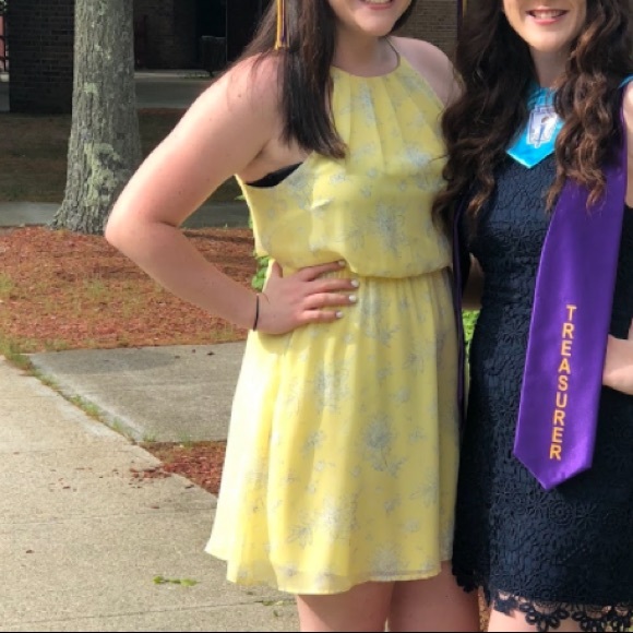 Francescas yellow dress - Picture 5 of 6